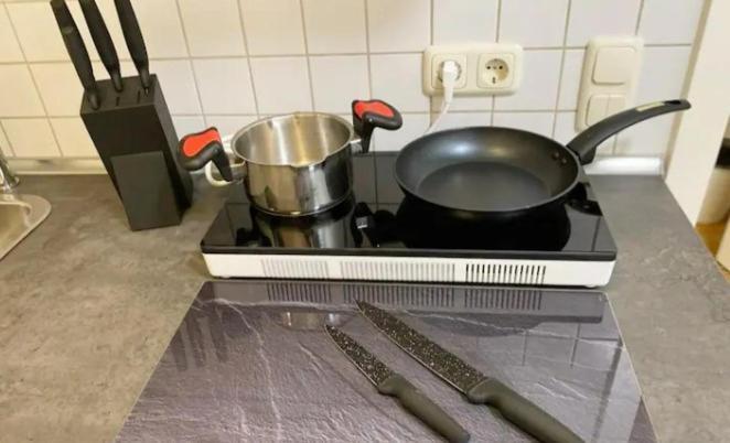 The World, Stilvolles Apartment, Stadtzentral, Parking Free, Late Check In Magdeburg Bagian luar foto